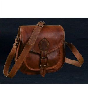 Handcrafted brown leather purse